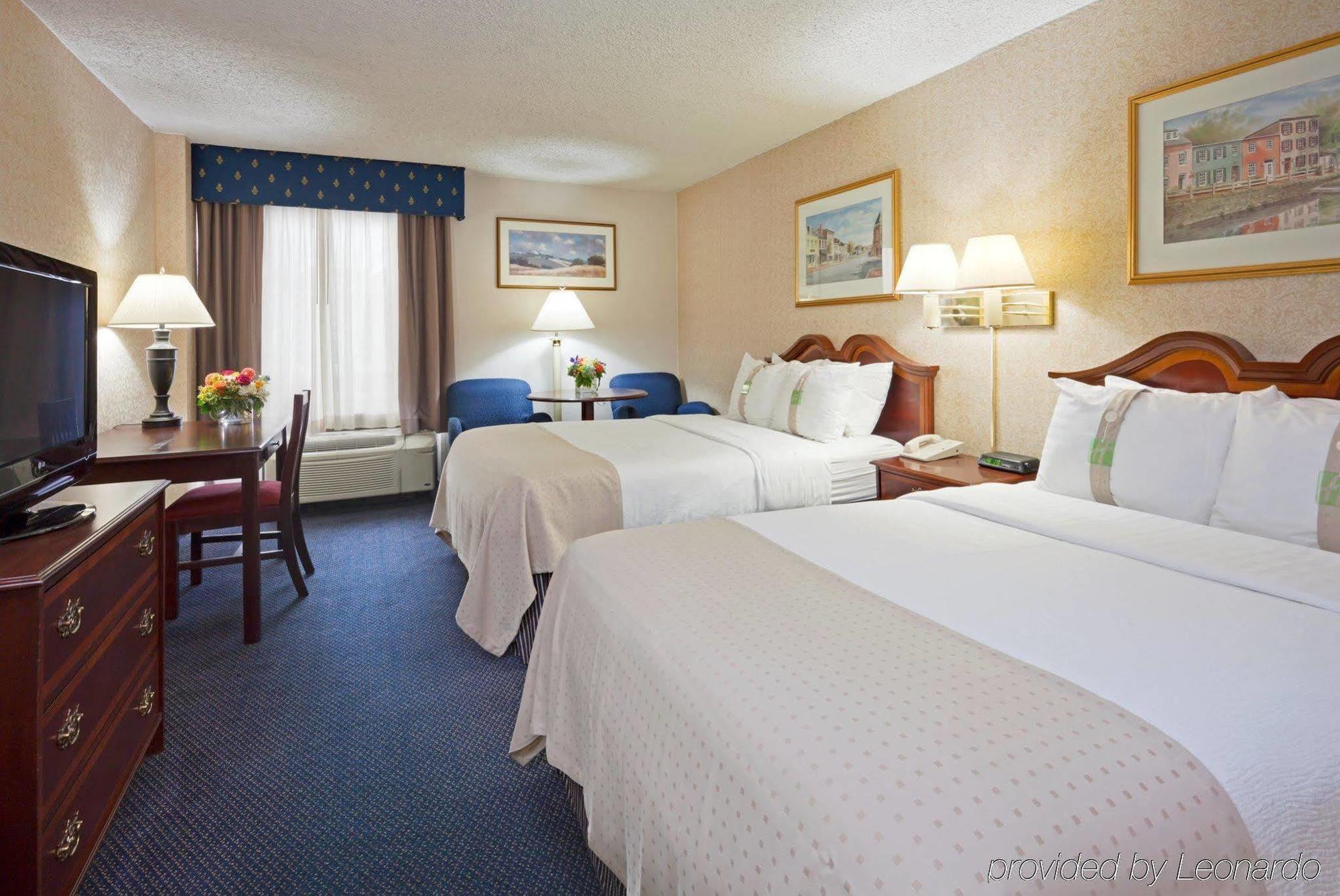 Holiday Inn Washington-Georgetown Room photo
